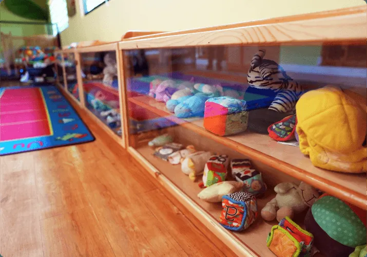 Children learning at Palos Verdes Montessori Academy, Palos Verdes Peninsula – photo 20