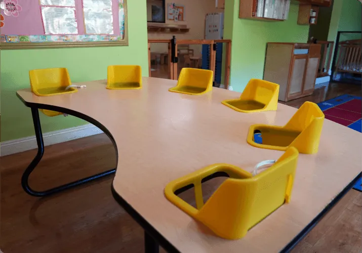 Children learning at Palos Verdes Montessori Academy, Palos Verdes Peninsula – photo 5