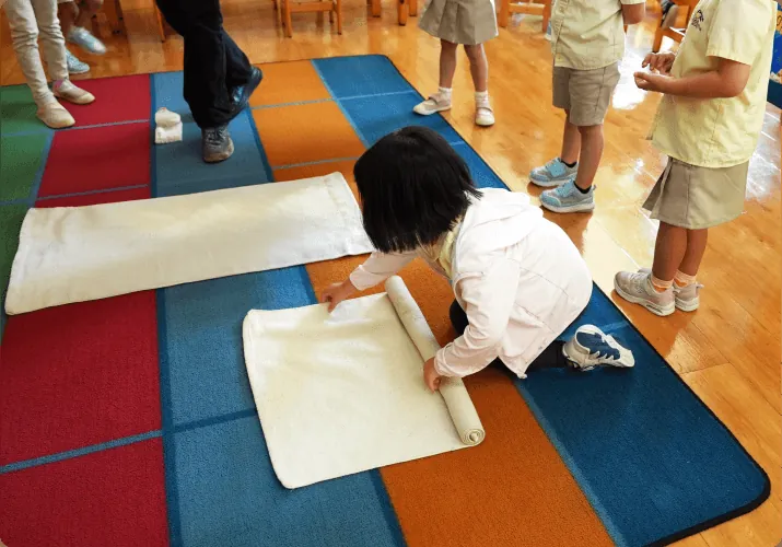 Children learning at Palos Verdes Montessori Academy, Palos Verdes Peninsula – photo 32