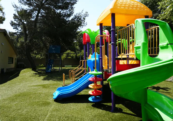 Children learning at Palos Verdes Montessori Academy, Palos Verdes Peninsula – photo 45